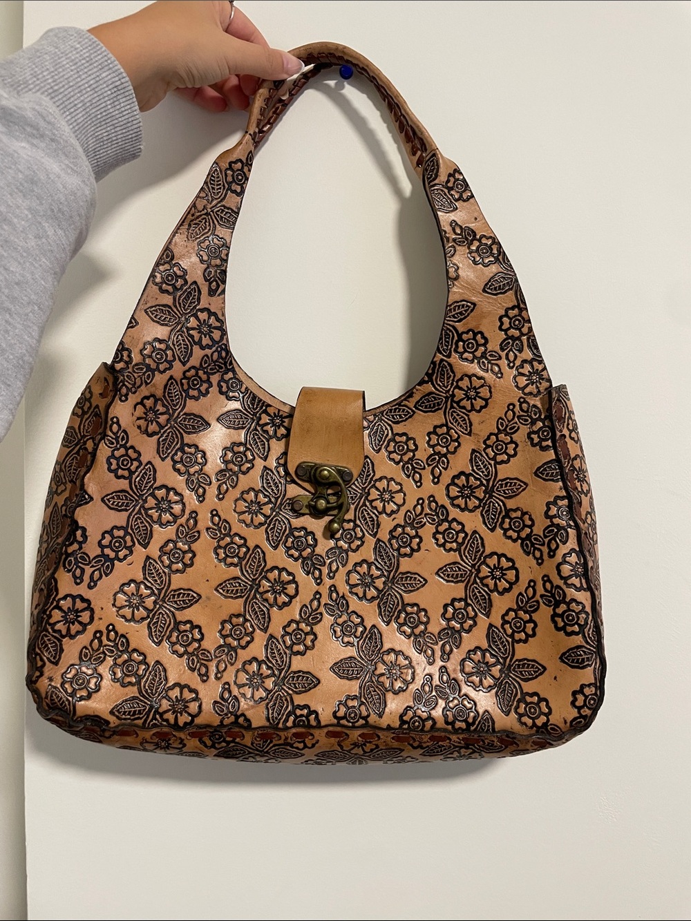 10 vintage handmade, hand-tooled floral leather hobo / shoulder bag